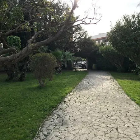 Villa Pignatari 100 Mt Dal Mare