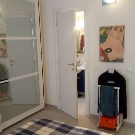 Pignatari 100 Mt Dal Mare Villa